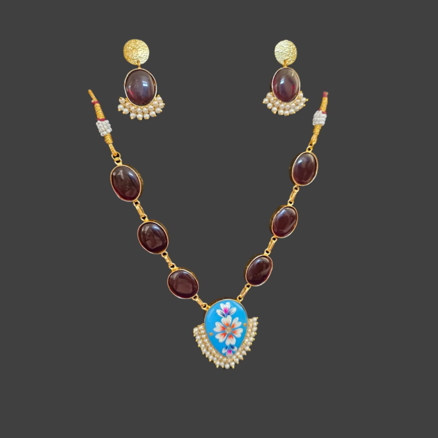 Necklace set