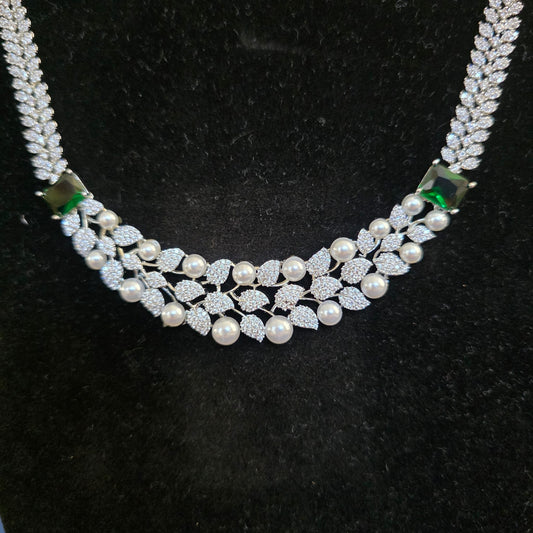 Cubic zirconia necklace set