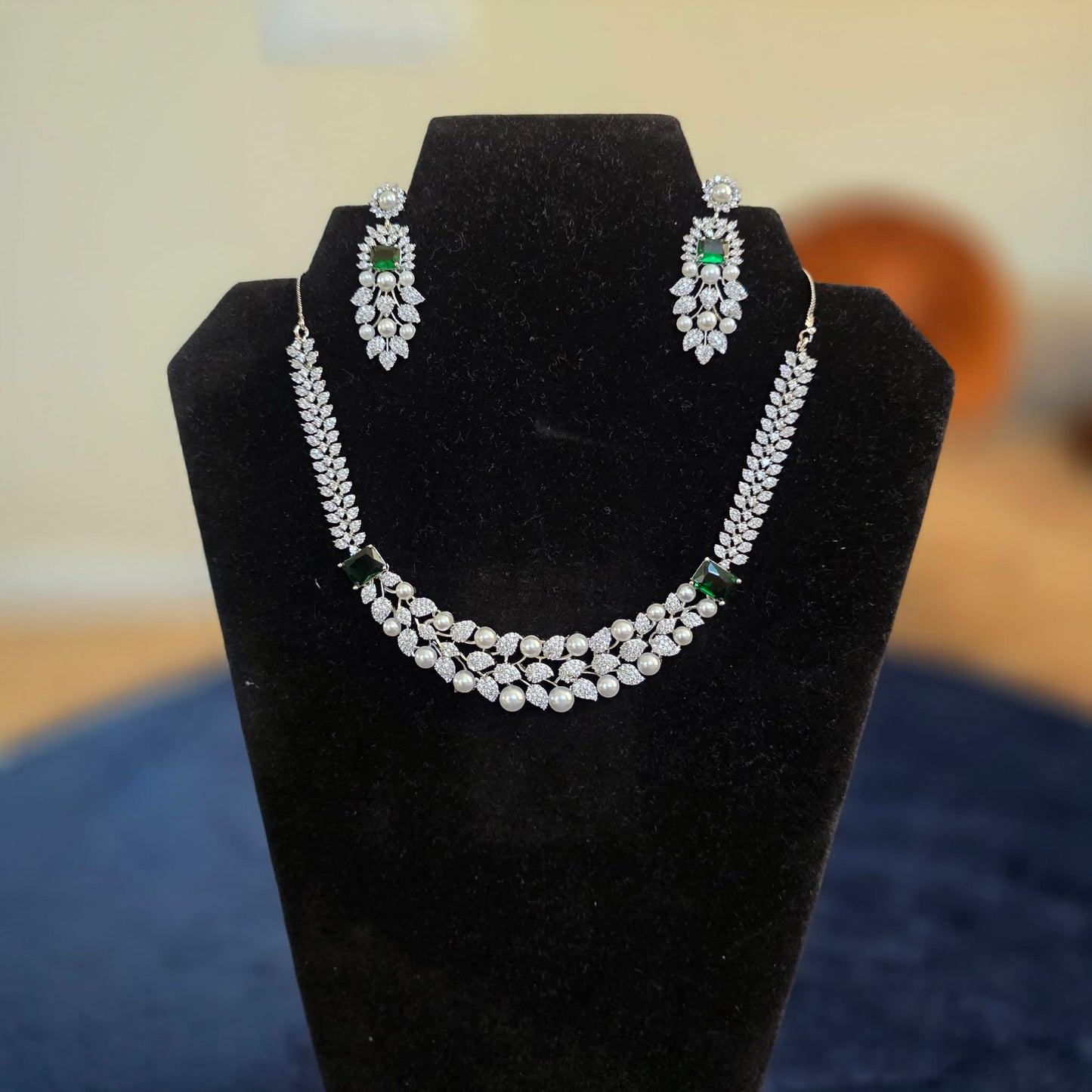 Cubic zirconia necklace set