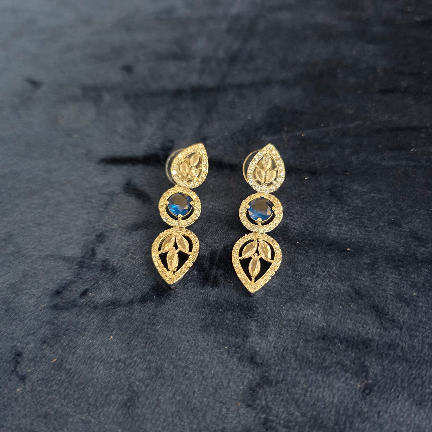 Cubic zirconia necklace set