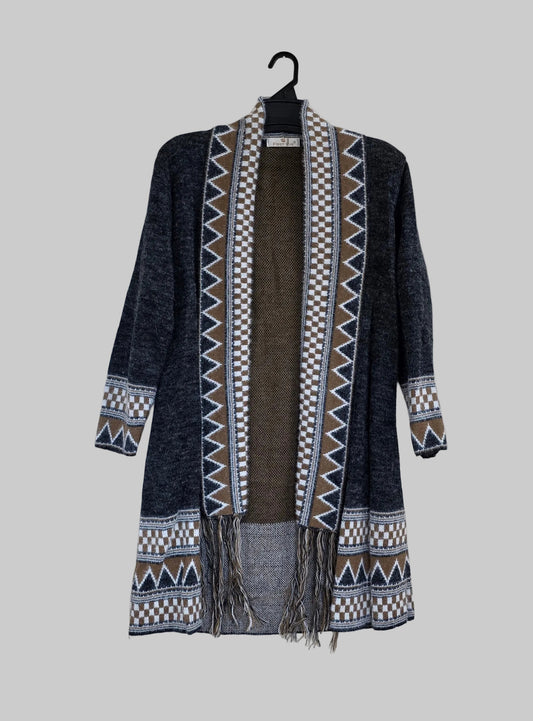 Woolen Shrug with boho style border