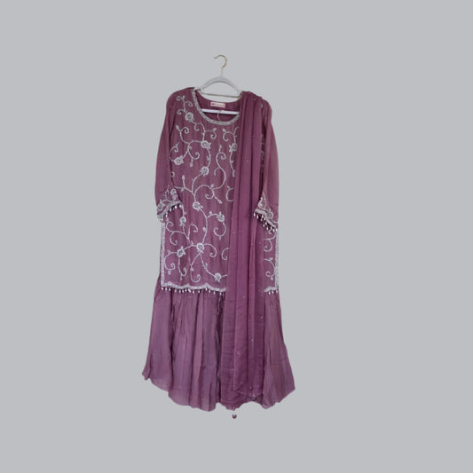 Chinon sharara set