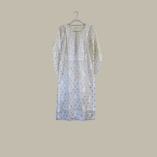 Chikankari kurti