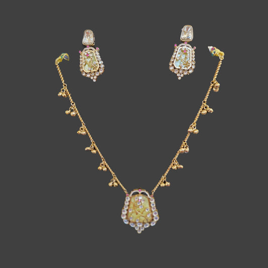Necklace set