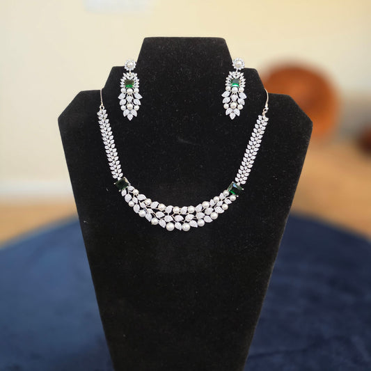 Cubic zirconia necklace set