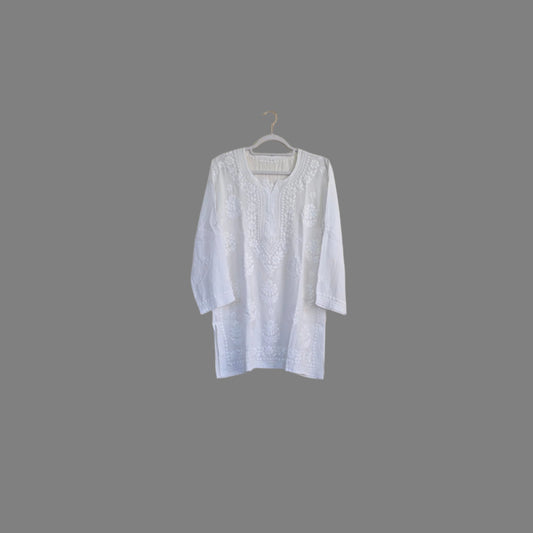 Chikankari short kurti/Top