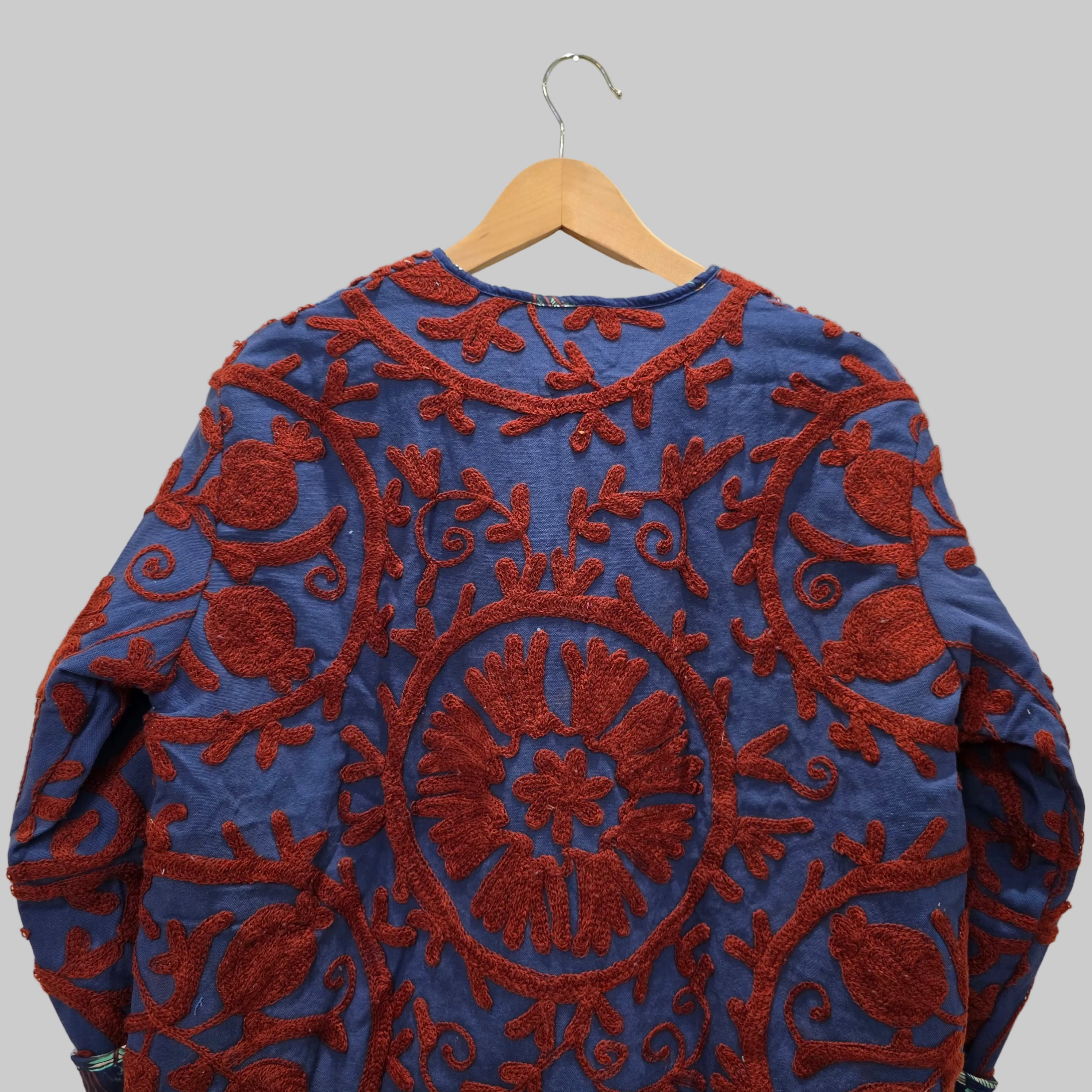 Cotton Suzani jackets, Kimoino style